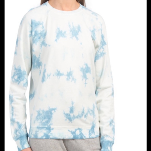 Lucky Brand Sweaters - Women’s Lucky Brand Sweatshirt